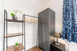 Modern House, Sleeps 5 in Central Coventry - Coventry - 4