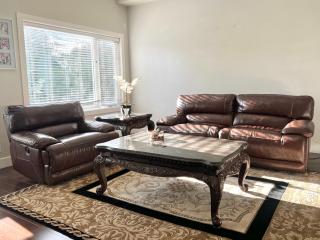 Spacious Home in Richmond - Richmond - 8