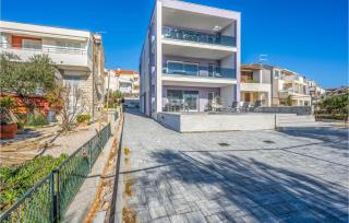 3 Bedroom Stunning Apartment In Vodice - 8