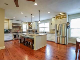 Cabin Retreat on 5 Acres - 4