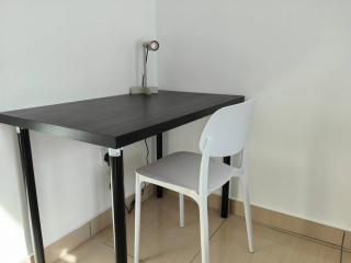 Mount Austin Manhattan Homestay. 1-5 Pax/Projector Netflix - 4