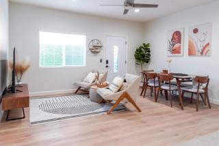 New Luxe Villa w 3BR & 2 Living Rooms near Disneyland and Beach - EV Friendly - Midway City - 8