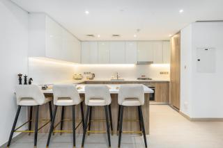 LIV Residence - Super Deluxe 2BR - Dubai Marina View - Marina Walk - 2