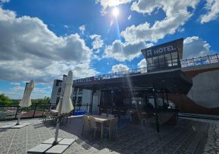 THE TIMES HOTEL - 2