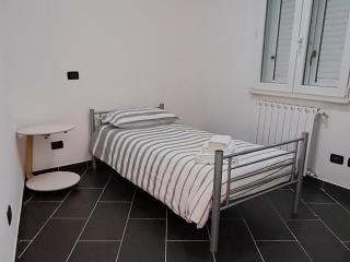 Casa gialla - LʼAquila - 3