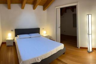 Interno 8 appartamento con box auto privato gratuito - Ferrara - 3