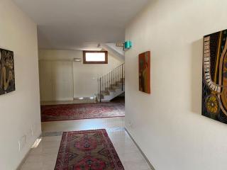 Interno 8 appartamento con box auto privato gratuito - 6