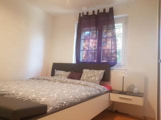 Cheerful villa with fireplace, bath-tub and garden - Noville - 2