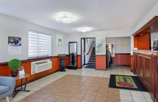 Super 8 by Wyndham Johnson City - Johnson City - 5