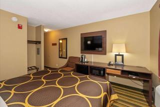 Super 8 by Wyndham Superior WI - 3