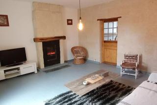 Appartement rez de jardin - La Chartre-sur-le-Loir - 0