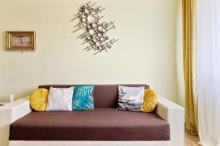 Arena Nationala, Monza, Victor Gomoiu The Cloud, Free Early Check-In Available - 5