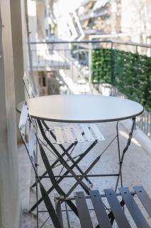 PAVLOS Urban Stay - 1