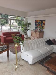 Apartamento amplo,e arejado - 8