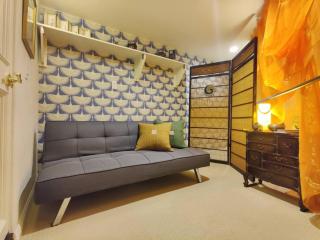 Epic Views! Hollywood Hills SkyVilla: Crow's Nest - 1