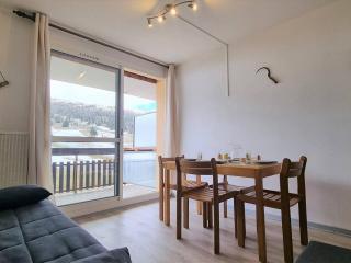 Studio cosy à 50m des pistes avec Wifi et parking - FR-1-525-214 - 1