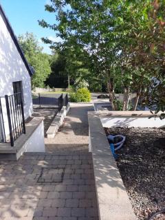 Cushendall Cottage, Moneyvart - 5