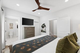 Grand Retreat I! 4BR 5BA Sleeps 15! Private Pool! Luxury and comfort await! - Panama City Beach - 6