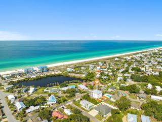 Grand Retreat I! 4BR 5BA Sleeps 15! Private Pool! Luxury and comfort await! - Panama City Beach - 4