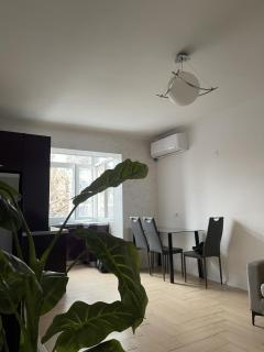 Cozy Apartment at Tirana's Center - Tirana - 0