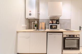 Charming 1-Bedroom Apartment Across from Halles Paul Bocuse & Part-Dieu - Lione - 7