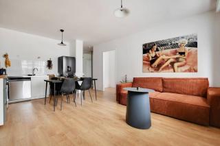 Charming Apartment in Saint-Ouen - GetHosted - 1