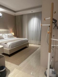 Three Bedroom furnished apartment in north Riyadh - Riad - 2