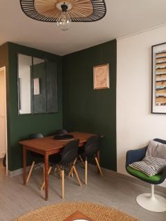 Sunny Flat in Paris - 9