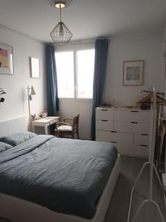 Sunny Flat in Paris - 5