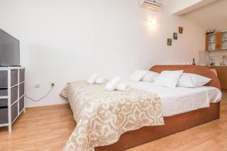 Apartments Mira - Sukošan - 4