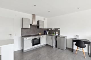 Salí Homes - Charming Studio Apartment in Heart of Bayreuth with Balcony - Bayreuth - 6