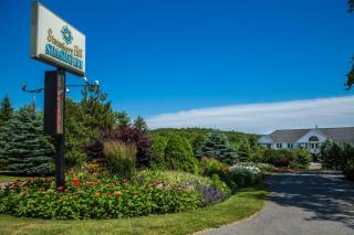Strawberry Hill Seaside Inn - Rockport - 1