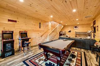 Sugar Bear - Sevierville - 7