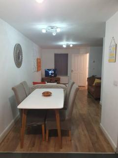 Home near Rugby Station for contractors and Work Commuters, 5 bedroom, Free Parking & Garden - - 5