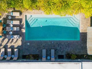 BRIGHT: Tropical Retreat Apartments - Lake Ridge - East Sunrise Blvd - Fort Lauderdale - 0