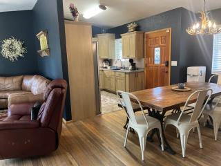 3B/1B Riverfront Retreat Nestled on 1/3 Acre in Payson, Year-Round Nature Escape - Beaver Valley Estates Subdivision - 3
