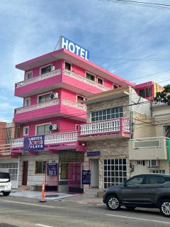 Hotel Capri Playa a una calle de la Playa Regatas - Veracruz - 2