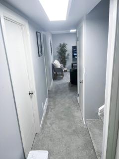 Stylish Basement Suite with Modern Comforts - 7