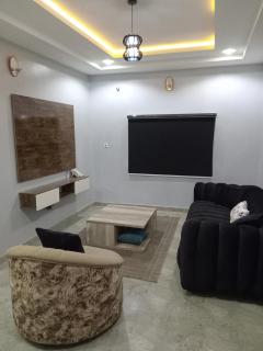 OD-V!CK'S CLASSIC, Wuse 2 extension, upscale Jahi district WiFi,24hr power,security, dstv - Abuja - 8