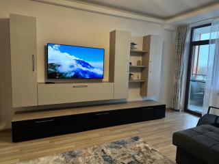 Lucky Apartment - Brasov - 8