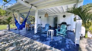 Hermosa Casa frente al Río - 4