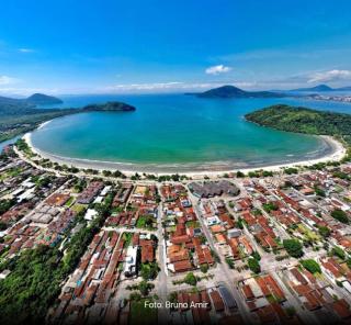 Férias à Beira-Mar Apartamento com 2 Quartos em Ubatuba - 1