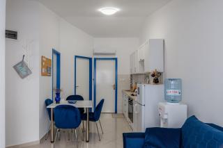 Apartments by the sea Vir - Kozjak, Vir - 22152 - Vir - 1