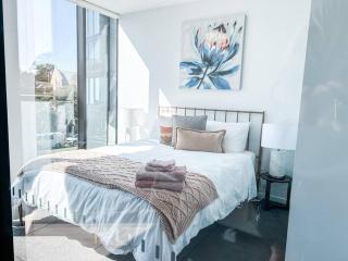 Metropol - CBD pool Sleeps 7 - 1