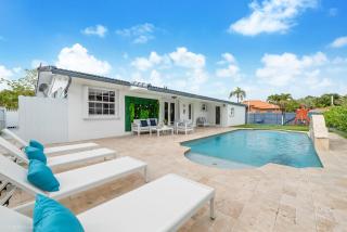 Le Femme Paradise - Miami - 6