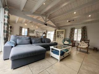 Villa spacieuse avec piscine privée, WiFi gratuit et jardin clos, à proximité de la mer et du centre-ville - FR-1-246A-279 - Saint-Denis-dʼOléron - 6