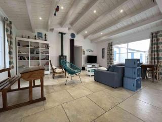 Villa spacieuse avec piscine privée, WiFi gratuit et jardin clos, à proximité de la mer et du centre-ville - FR-1-246A-279 - Saint-Denis-dʼOléron - 5
