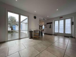 Villa spacieuse avec piscine privée, WiFi gratuit et jardin clos, à proximité de la mer et du centre-ville - FR-1-246A-279 - Saint-Denis-dʼOléron - 3