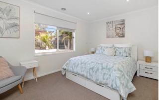 Esperance Entertainer - Mount Martha - 7