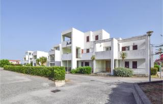 Cozy Apartment In Isca Marina With Wifi - 8